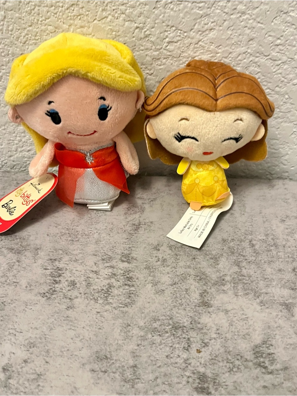 Itty Bittys Barbie and Disney Belle